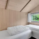 Hébergement de vacances Stunning In With Sauna *
