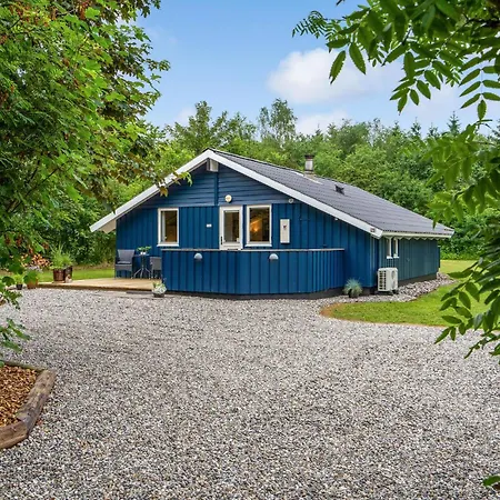 Stunning In With Sauna